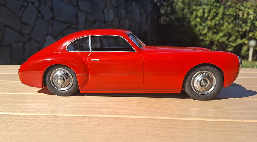Cisitalia D202 by JDR Paris - Tether car